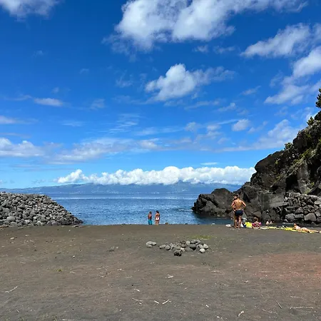 Adega Baia Azul - The Essence Of Pico Chalet