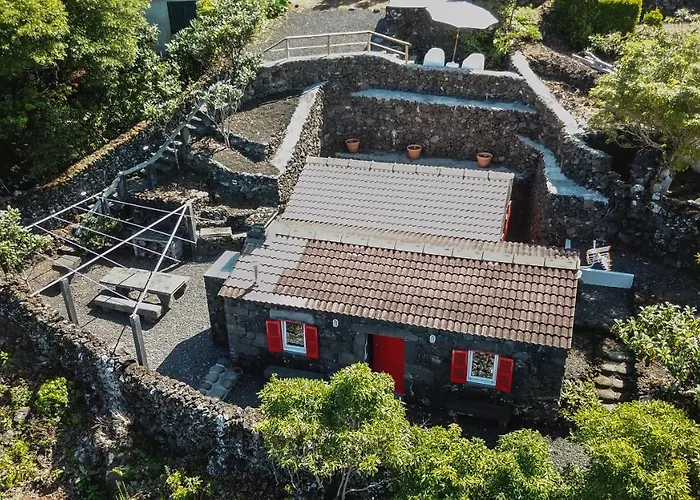 Chalet Adega Baia Azul - The Essence Of Pico *